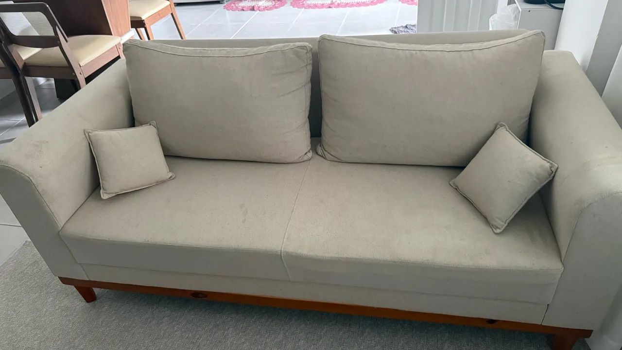 Vendo Sofá living 1,80m - 1 ano de uso  - Foto 2