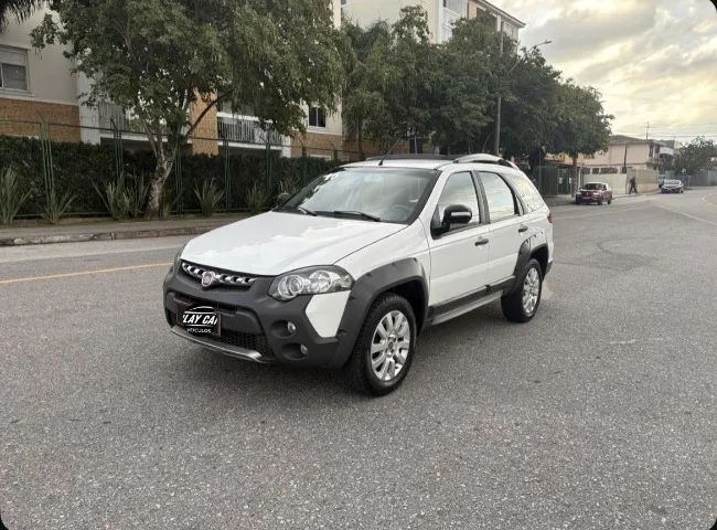 Fiat Palio Week.adv.lock.dualogic 1.8 Flex 2015