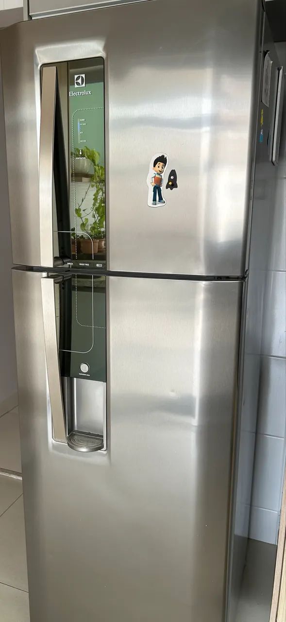 Geladeira Electrolux fost free - 380l