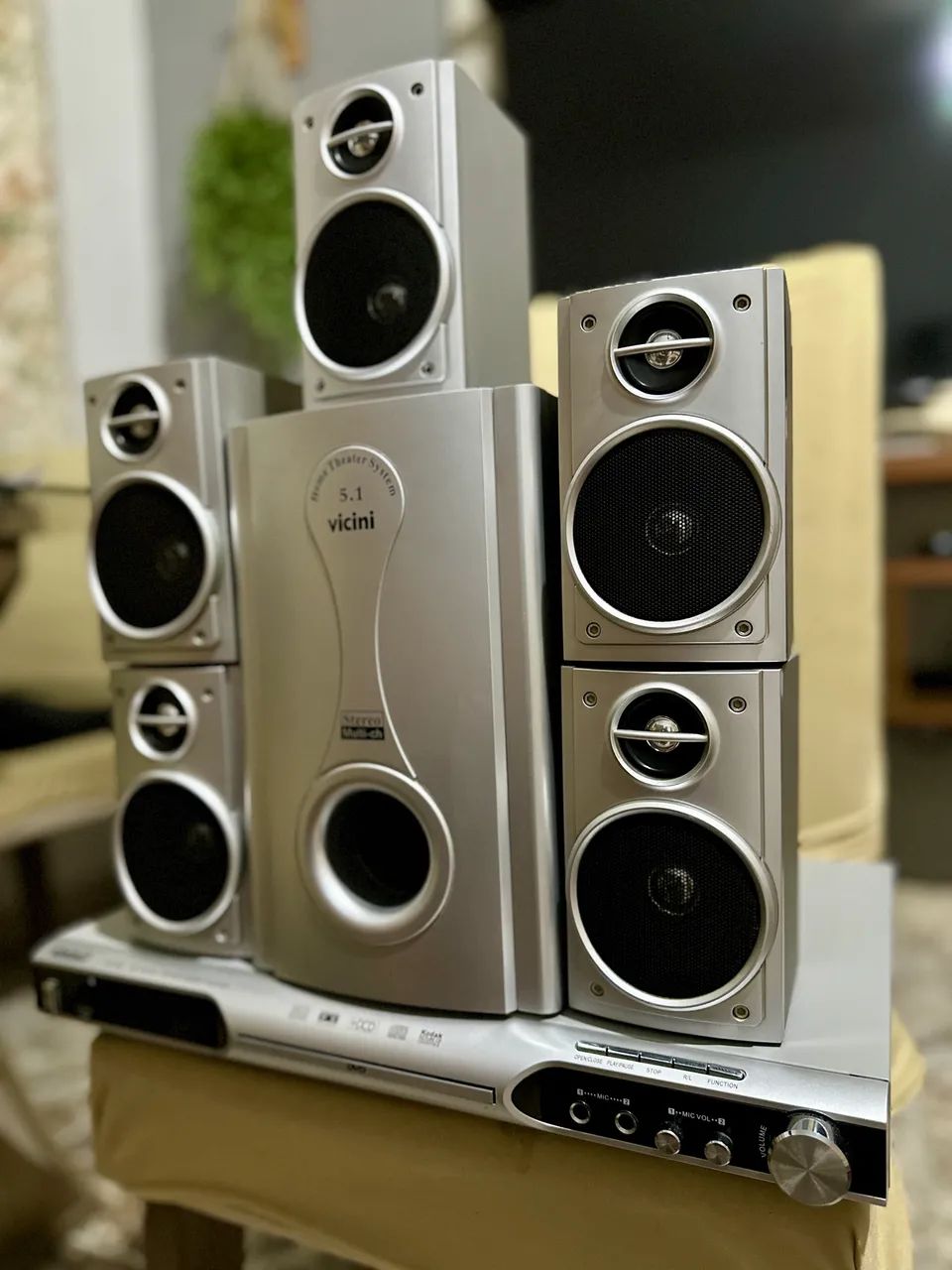 Home Theater Vicini 5.1