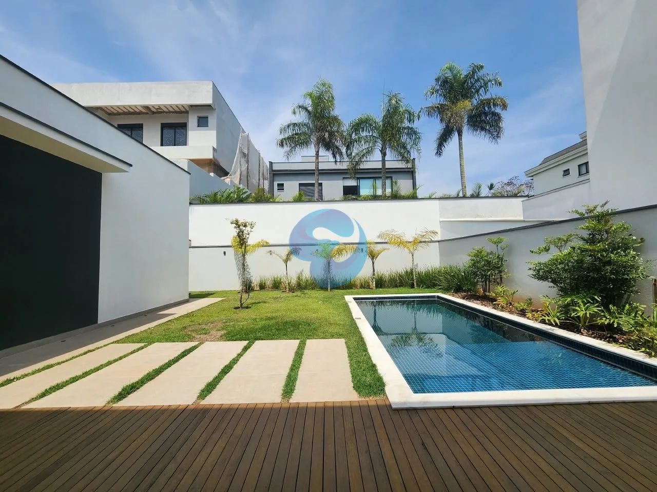 Casa Térrea de Alto Padrão com Piscina e 3 Suítes no Alphaville 4 - Foto 5