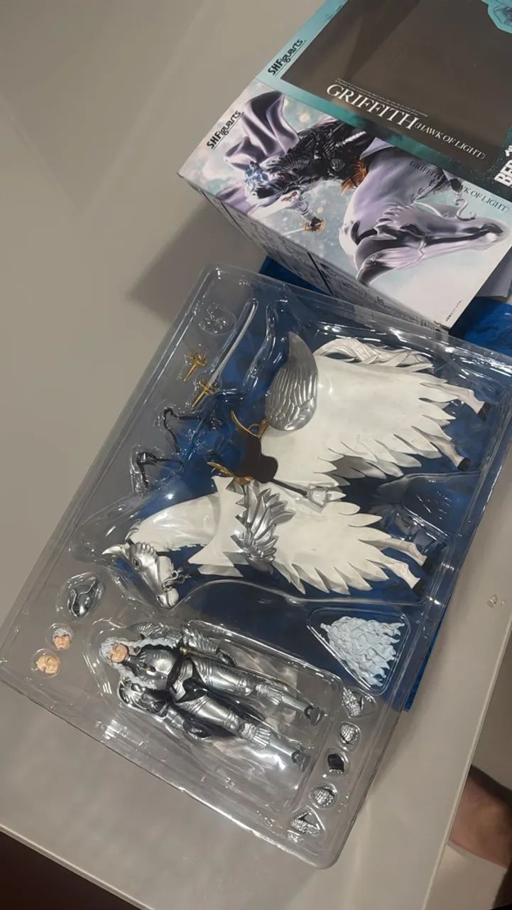 Griffith SH Figuarts