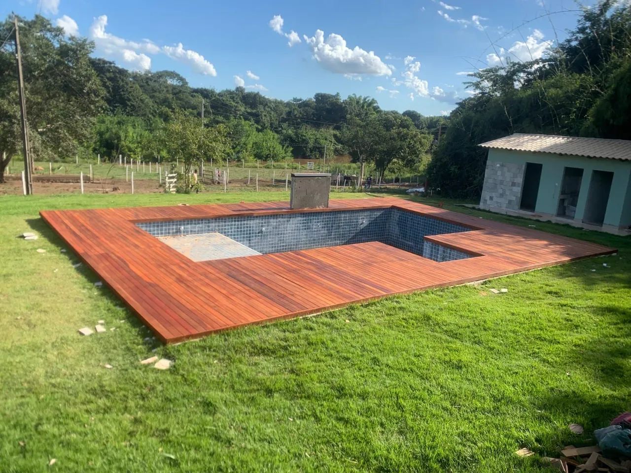 Pergolado e deck - Foto 4