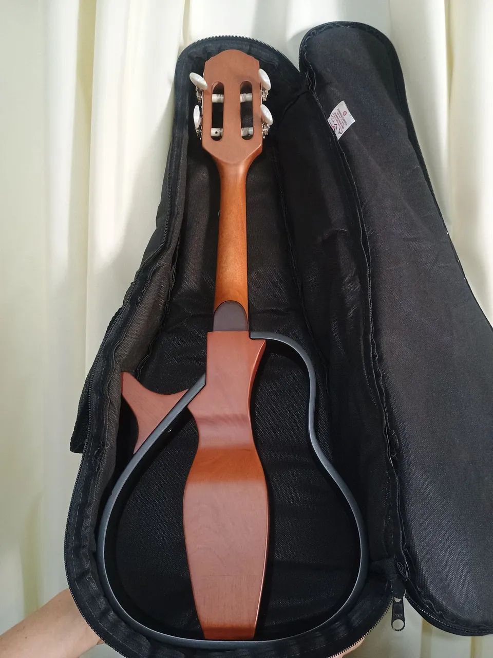 Cavaquinho elétrico Marques Vazado - Foto 6