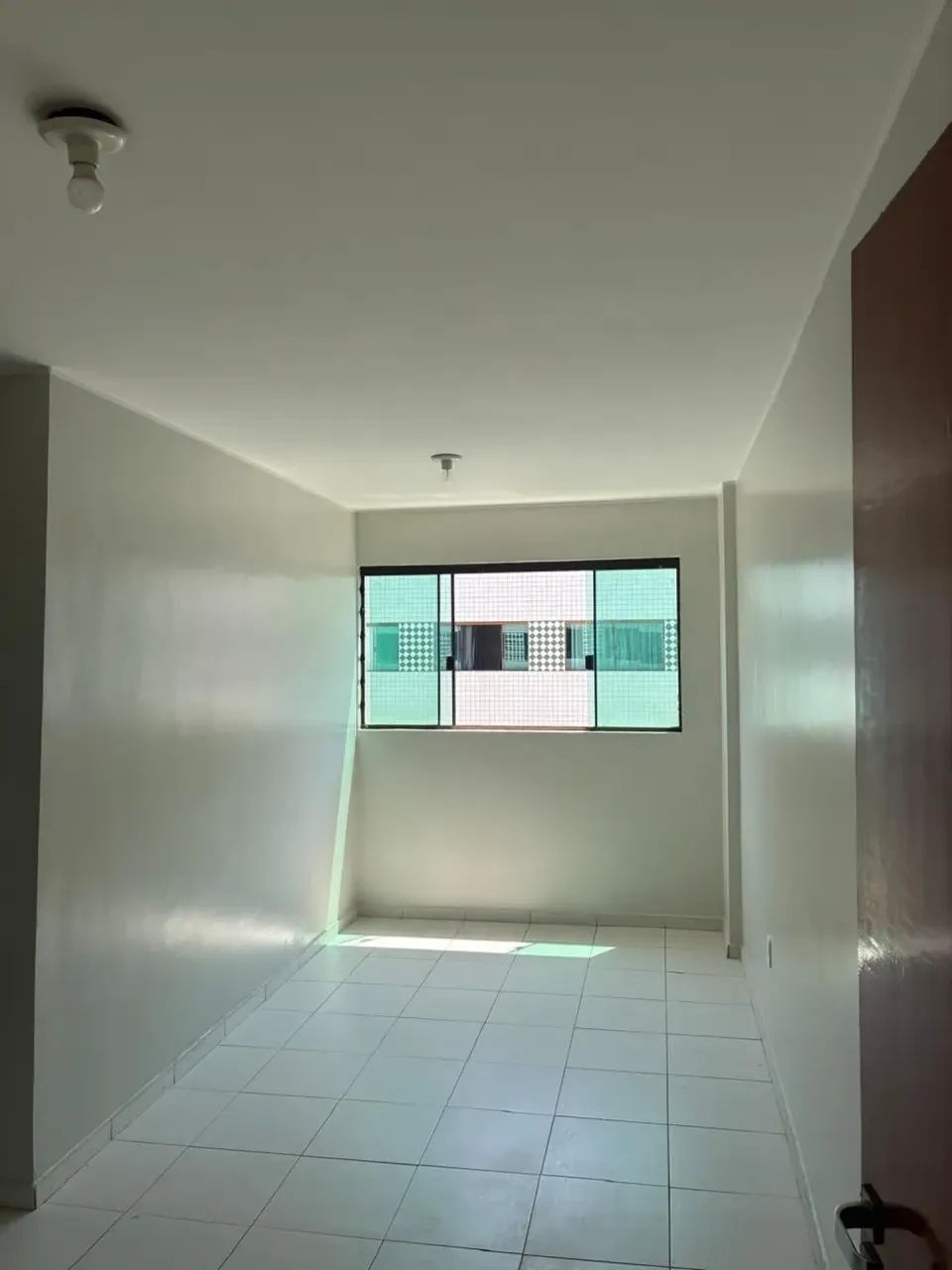Apartamento com 1 quarto e garagem para alugar - Guará II - Foto 5