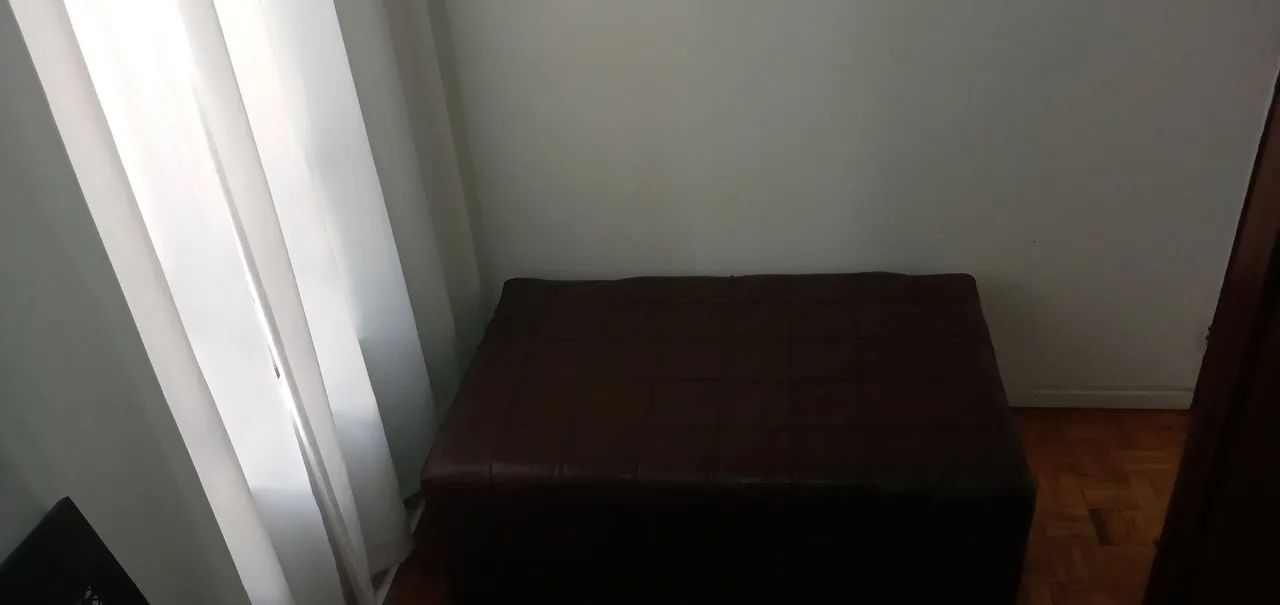 PUFF MARROM EM COURO LEGÍTIMO!... - Foto 5