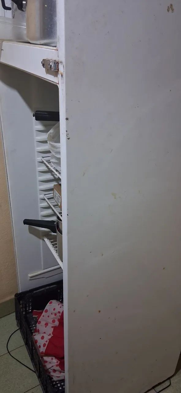 GELADEIRA | LEIA DESCRIÇÃO