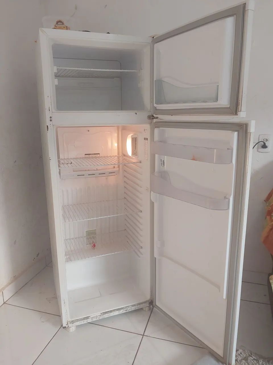 Vendo Geladeira Consul  - Foto 2
