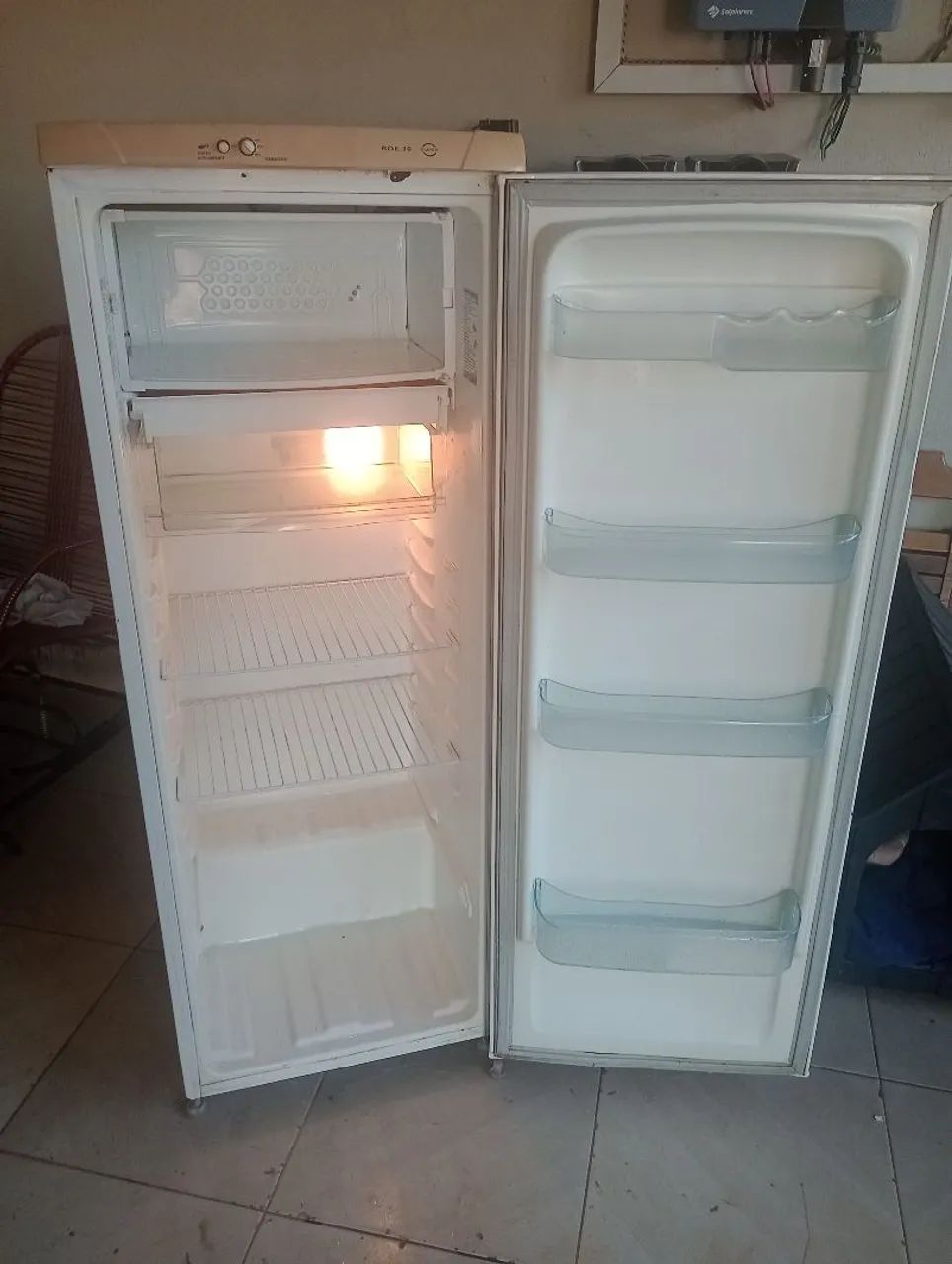 Geladeira funciona perfeitamente  - Foto 5