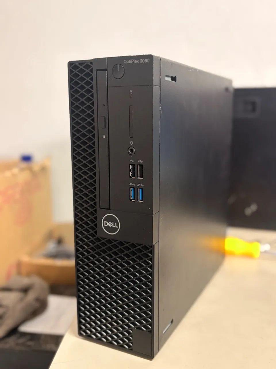 Computador Dell I5 8500 8GB