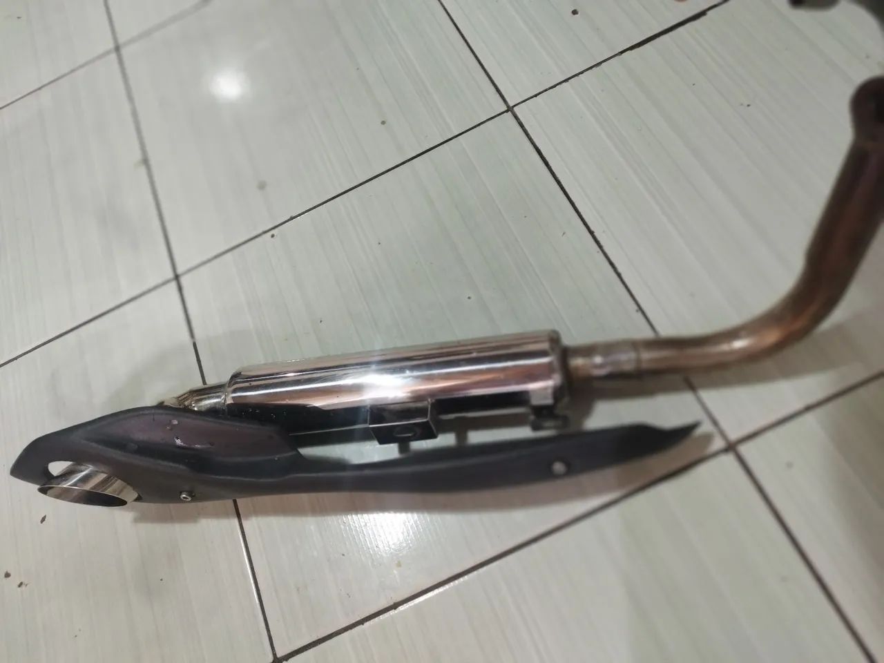 Escapamento ARASHI FAZER25 com abafador. - Foto 3