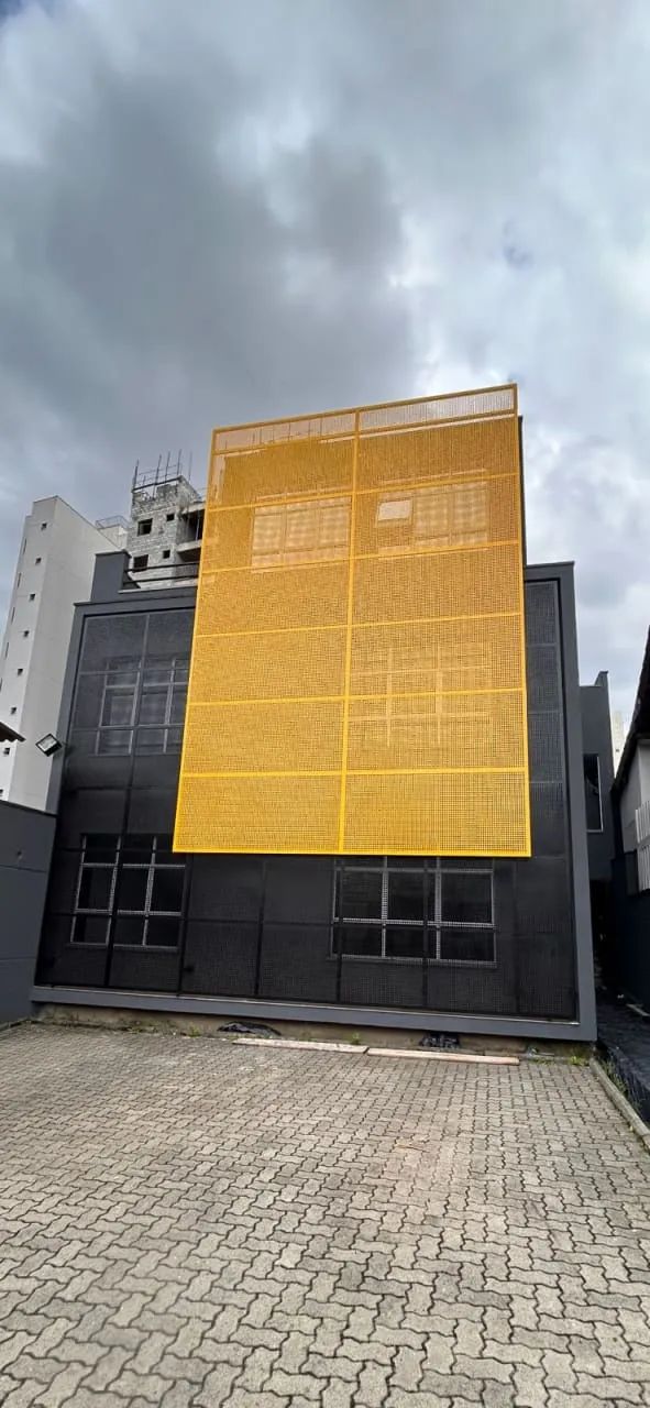 Prédio comercial na Rua Capitão Francisco Lipi, 91  375 m²