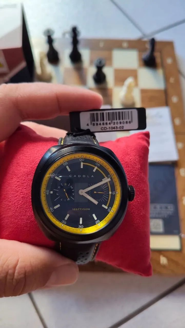 Cadola Circuit / Modern Cushion Chrono