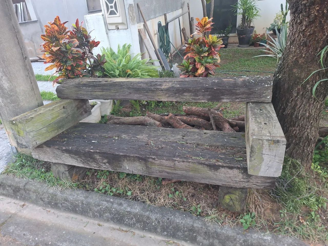 Banco de dormentes  - Foto 2