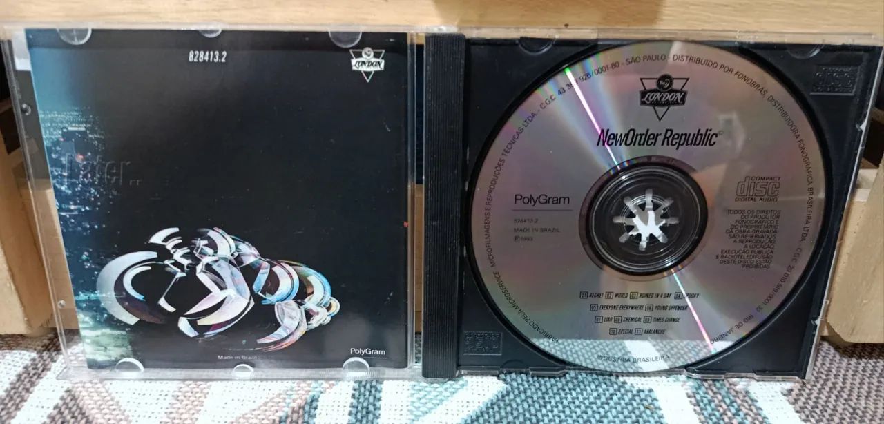 CD New Order (Republic) - Foto 2
