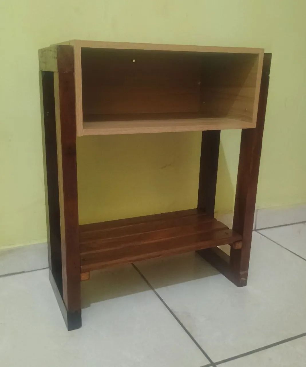 Mesa lateral / criado mudo - Foto 4