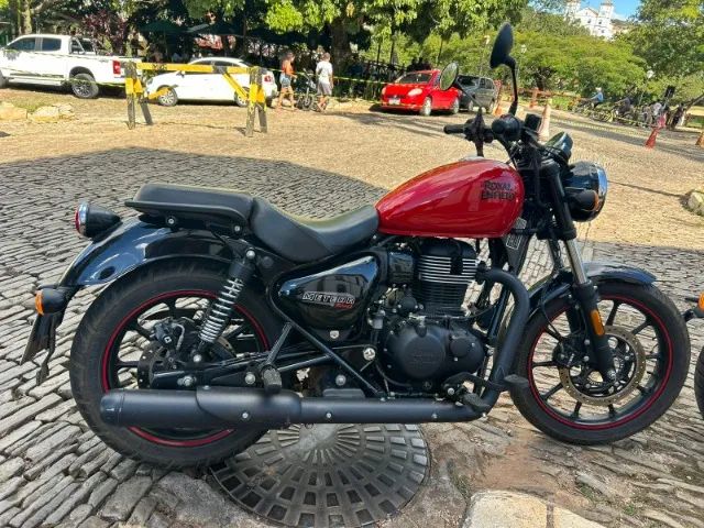 Royal Enfield Meteor 350 2022 - Única dona | 12.000 km | Revisões em concessionária