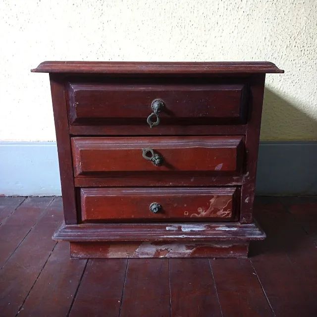 Mesa de Cabeçeira