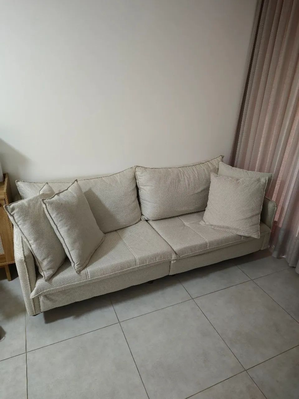 Sofá Marjom Aruana em Linho - 3 lugares - 2,00m