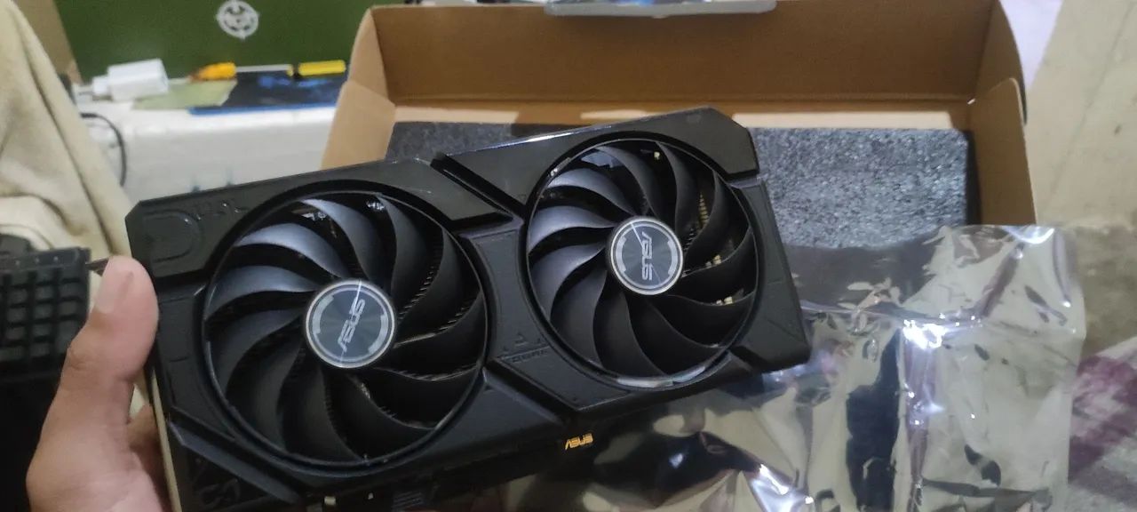 RX 7600 8GB ASUS
