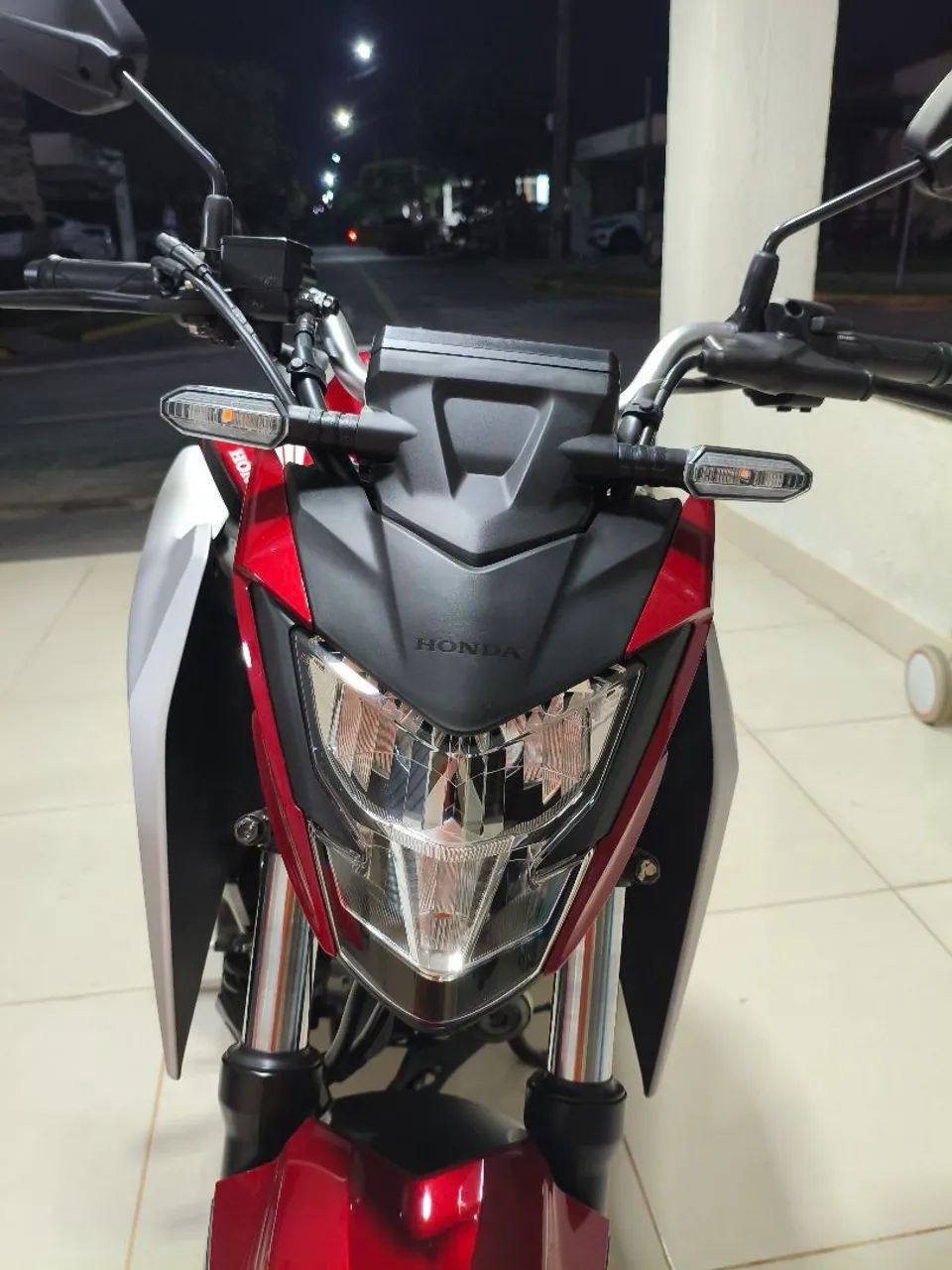 CB 300F CBS - Foto 5