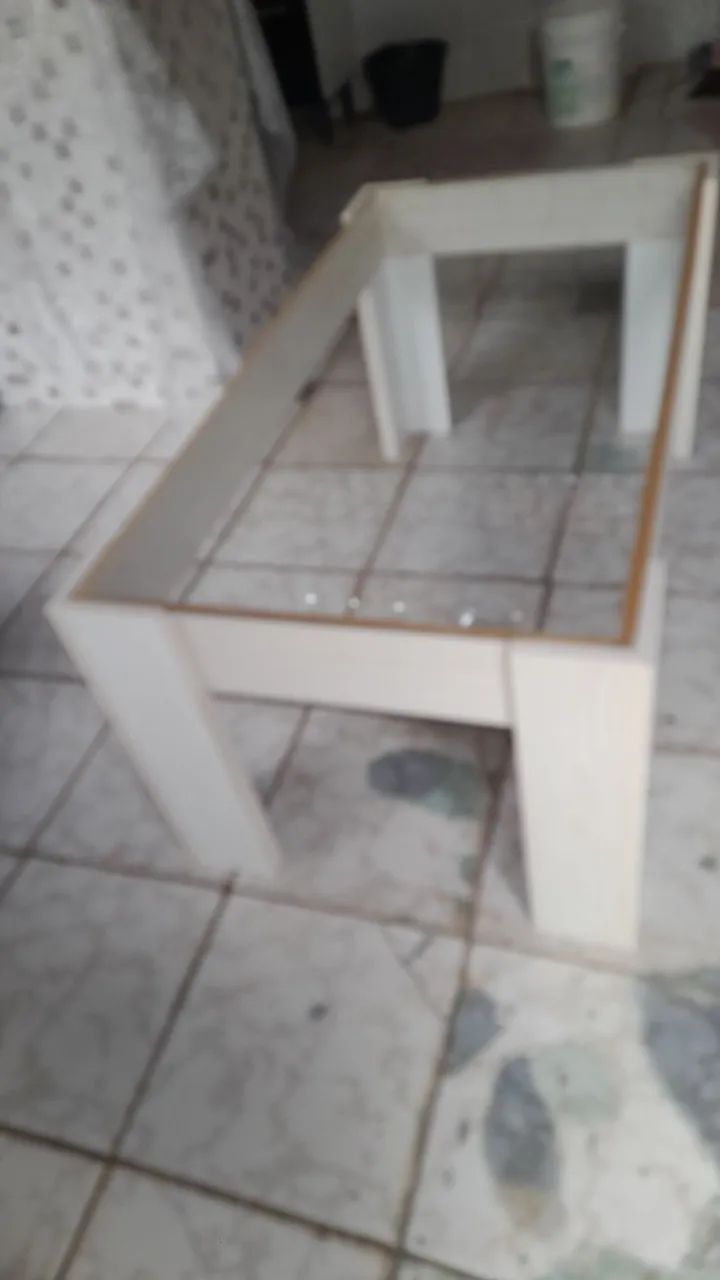 Vendo essa mesa de vidro 