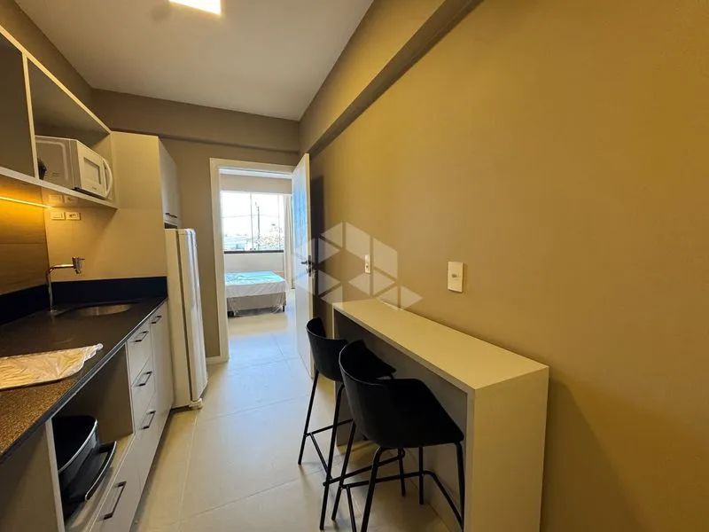 Studio mobiliado para alugar com 35m² e vaga de garagem no Santa Mônica, Florianópolis - Foto 3