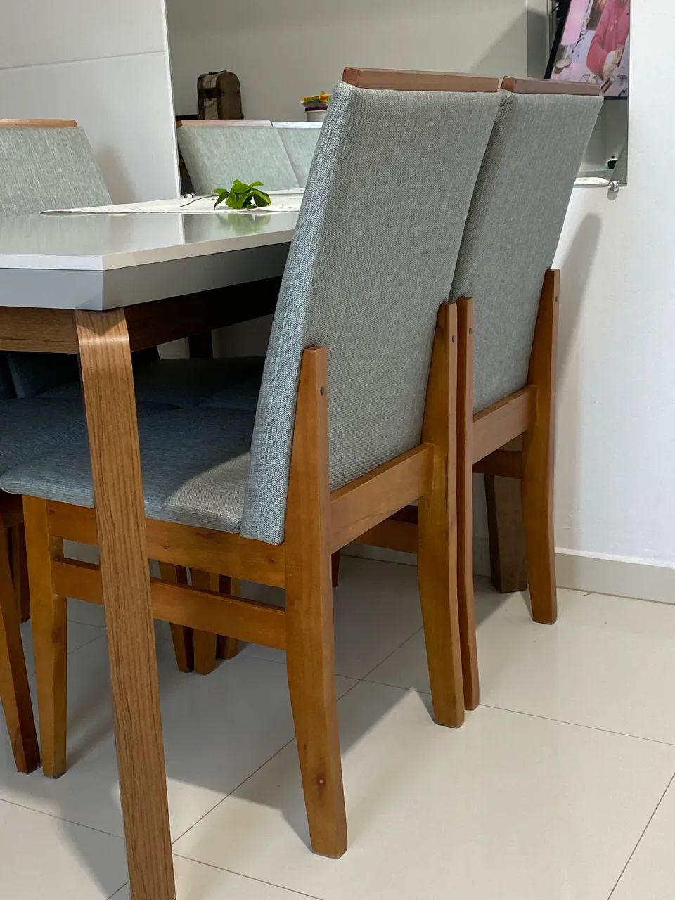 Vendo mesa e cadeiras  - Foto 4