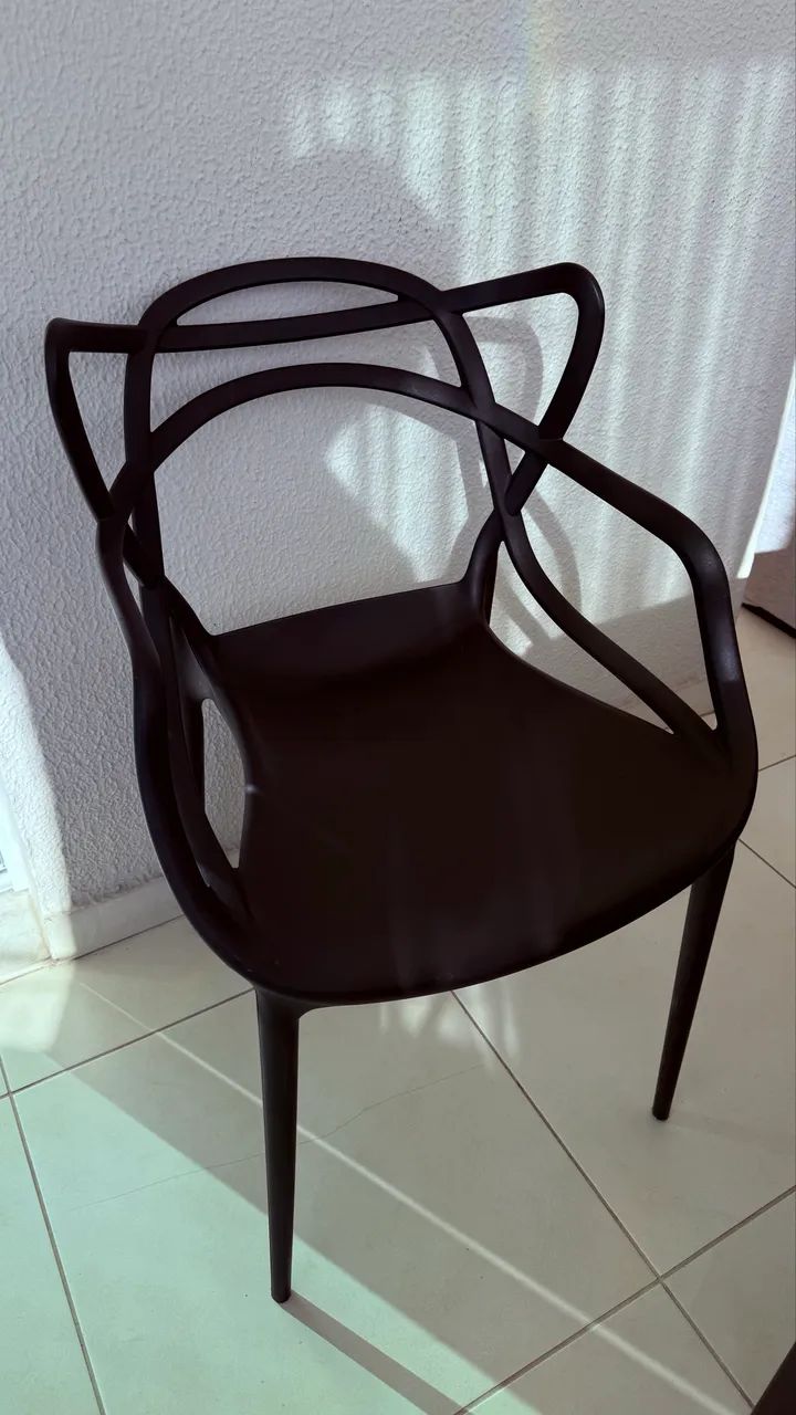 Cadeiras plástico preta