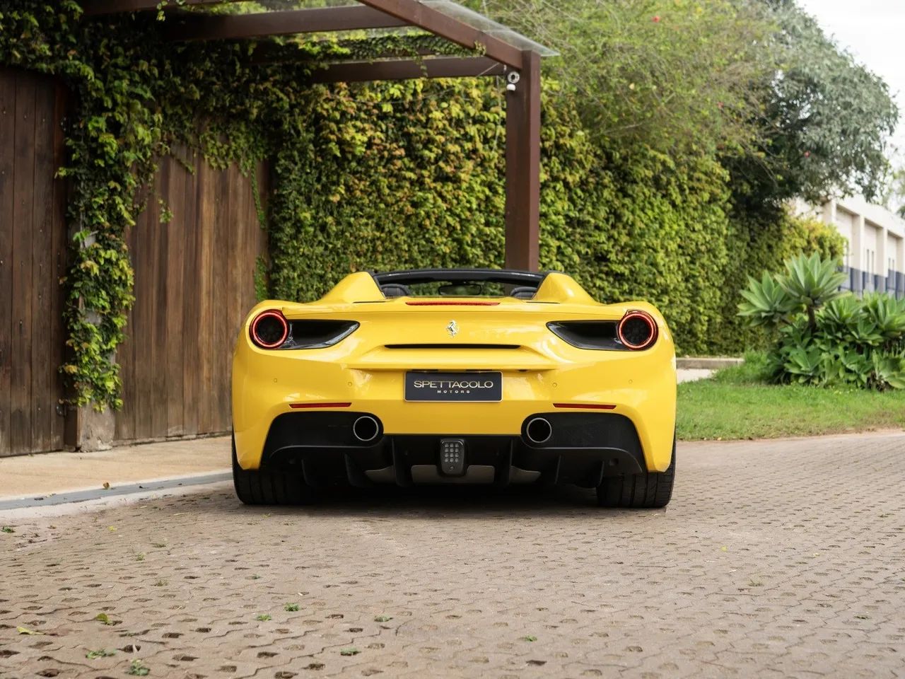Ferrari 488 Spider 3.9 V8 670cv, foto 6 de 20