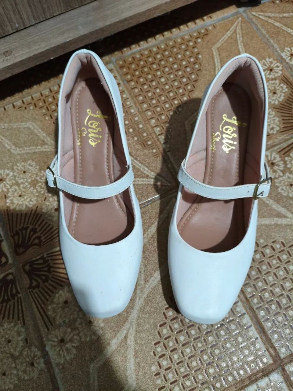 Sapato branco tam 37