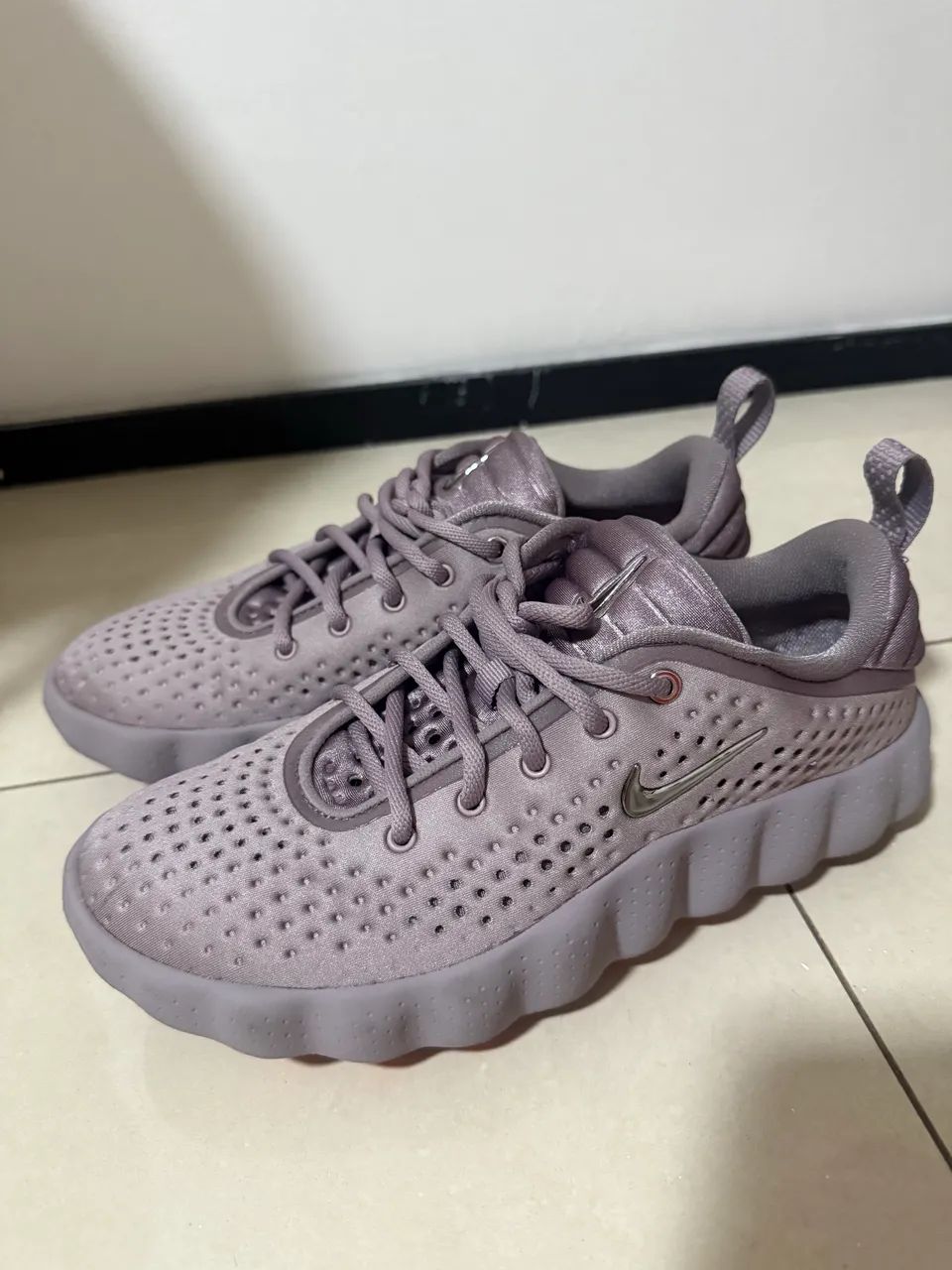 Nike Mind 001 