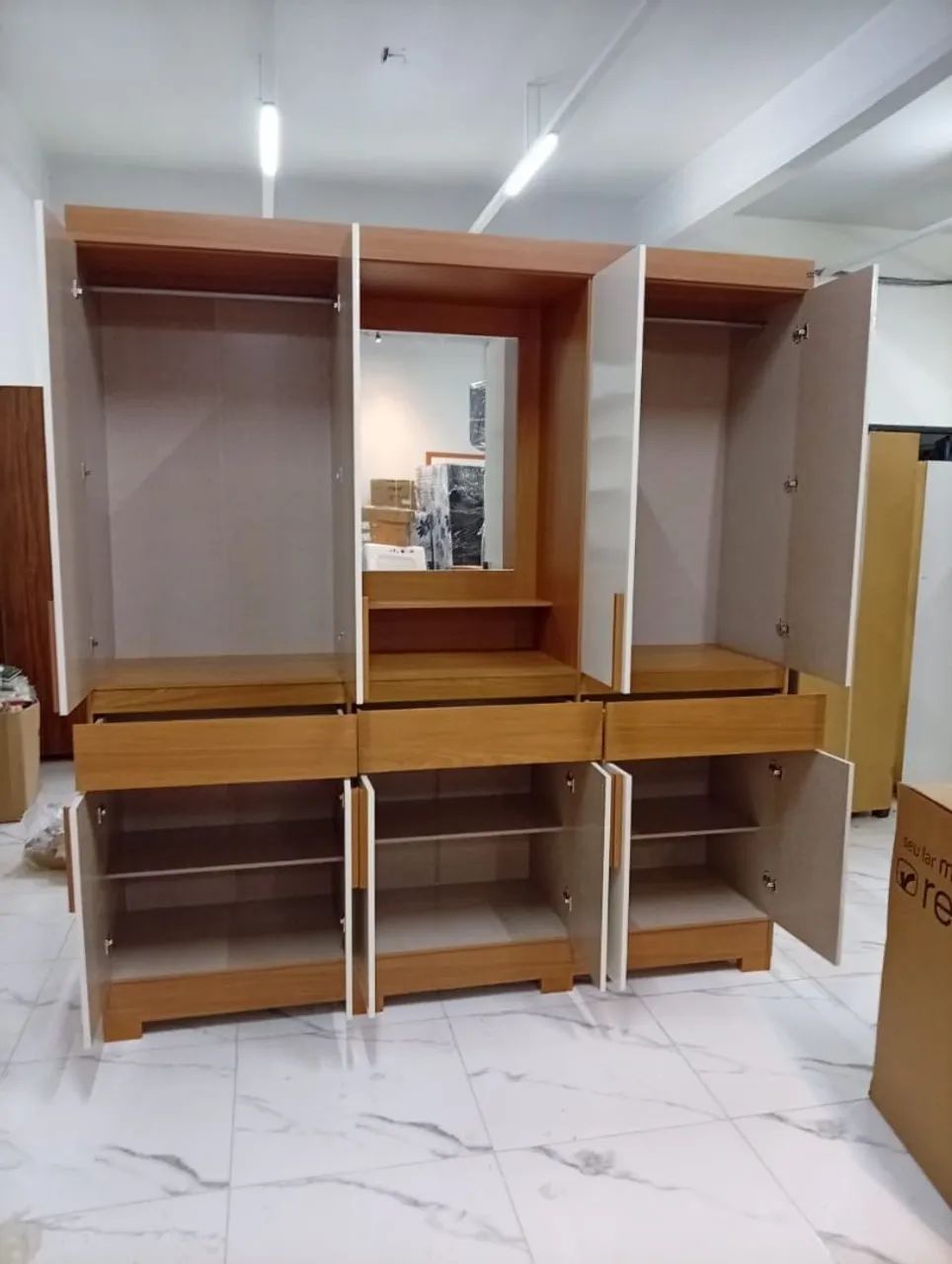 Guarda roupa grande por apenas R$1.599,00 - Foto 2