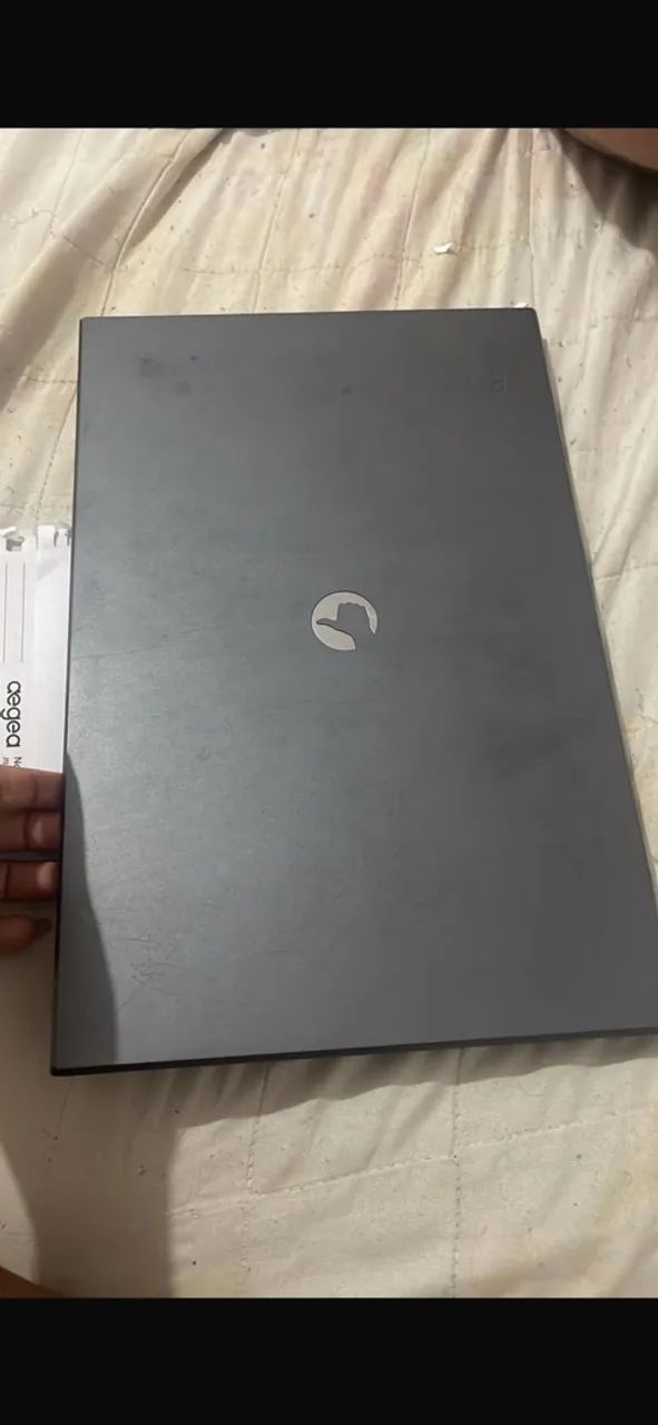Vende-se notebook 