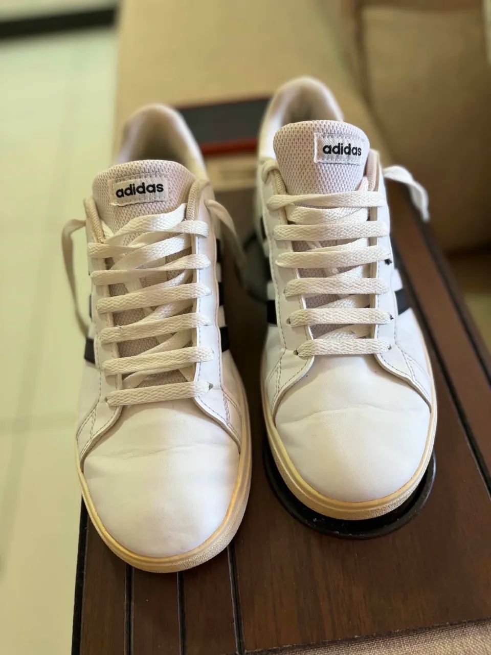 Tênis adidas 