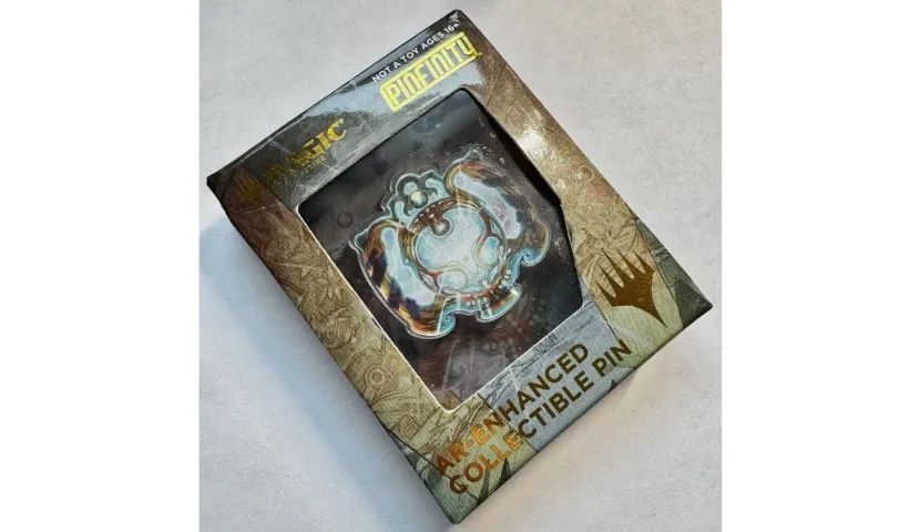 Pinfinity - Magic: The Gathering AR Enhanced Pin Badge (edição limitada)