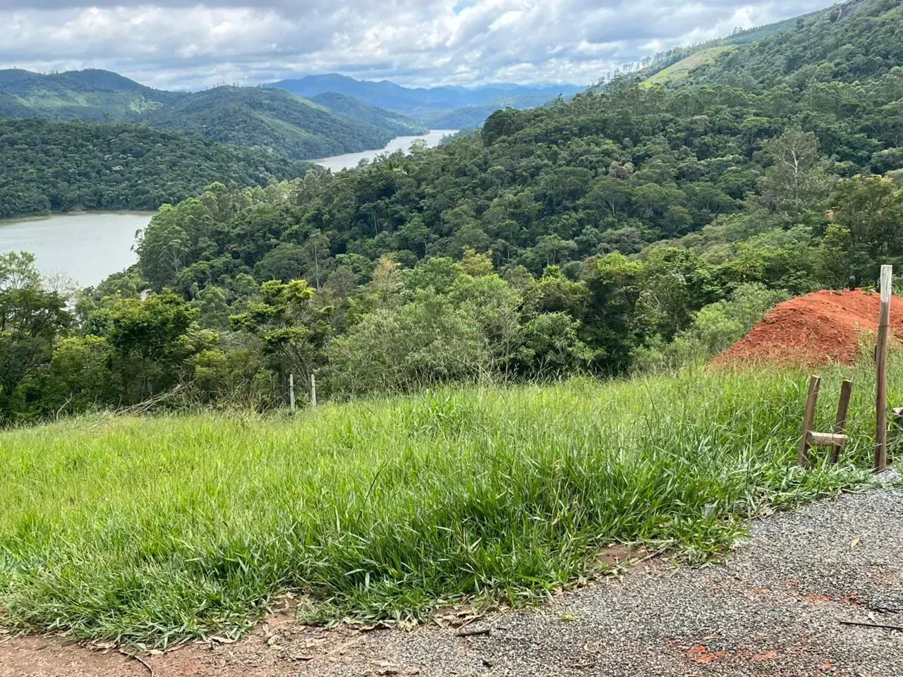 Terrenos Particulares e Documentados / Infraestrutura Completa - Foto 2