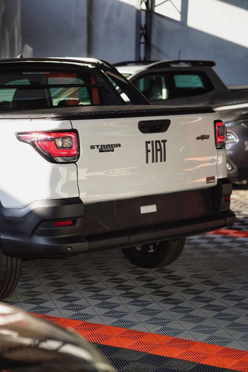 Fiat Strada Ultra 1.0 Flex Turbo CD Aut. 2027 - Foto 3