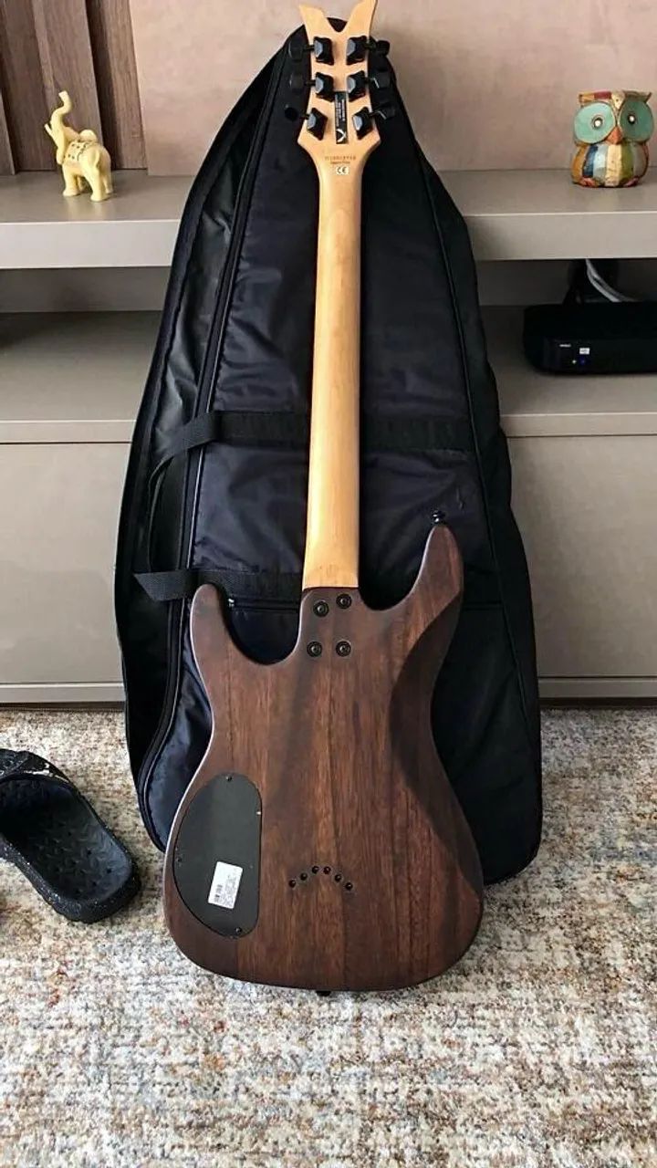 Guitarra Dean Vendetta - Usada  - Foto 4