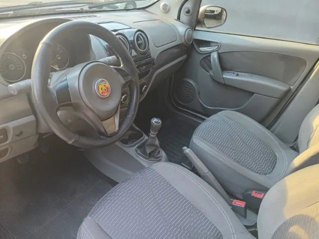 Fiat Palio ATTRACTIVE 1.0 EVO Fire Flex 8v 5p, foto 4 de 10