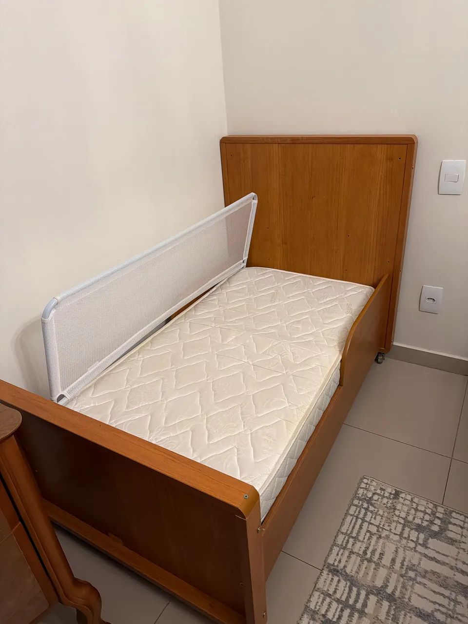 Mini cama de madeira  - Foto 2