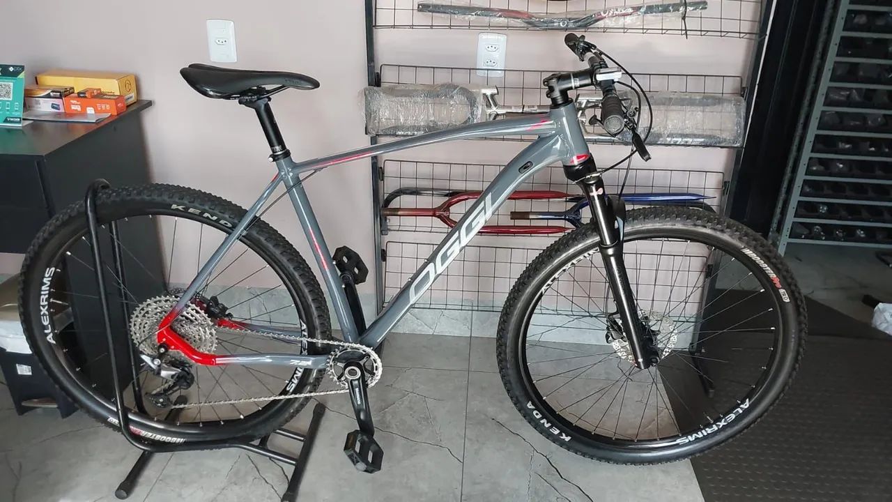 BIKE OGGI 7.2 2024 SEMINOVA 