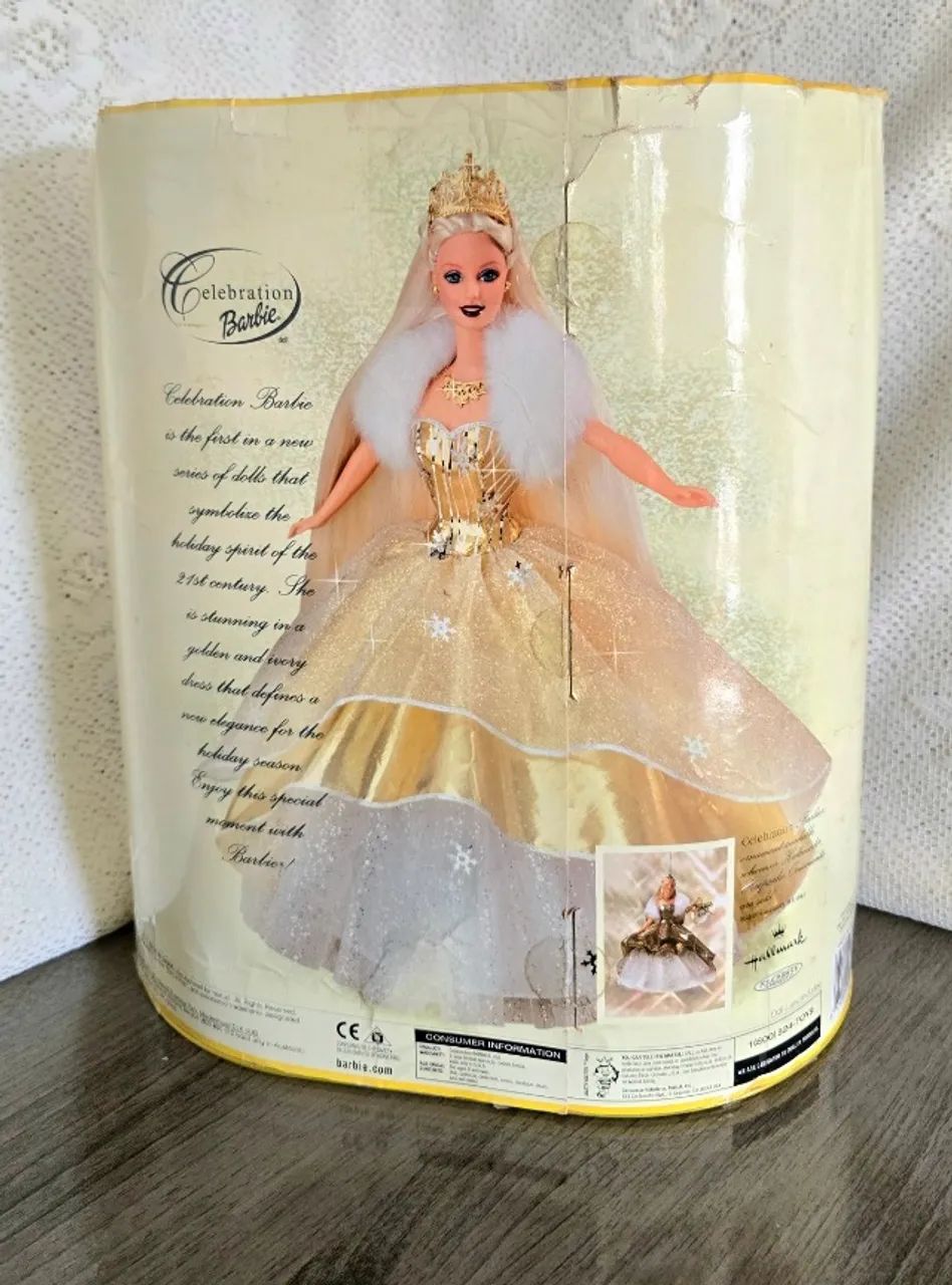 Boneca Celebration Barbie Ano 2000 Original - Foto 4