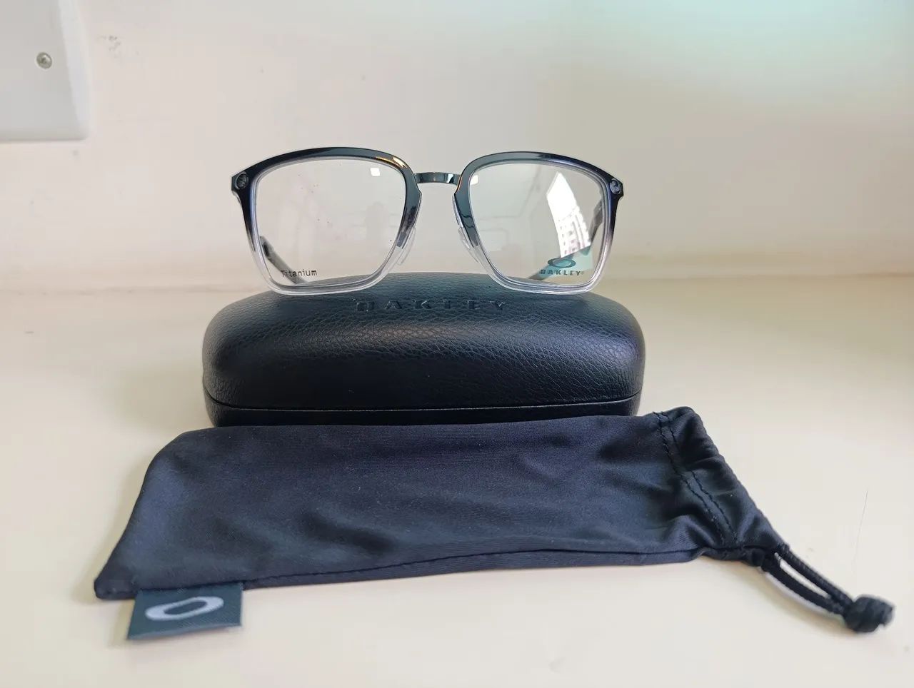 Óculos Oakley Cognitive Titanium 