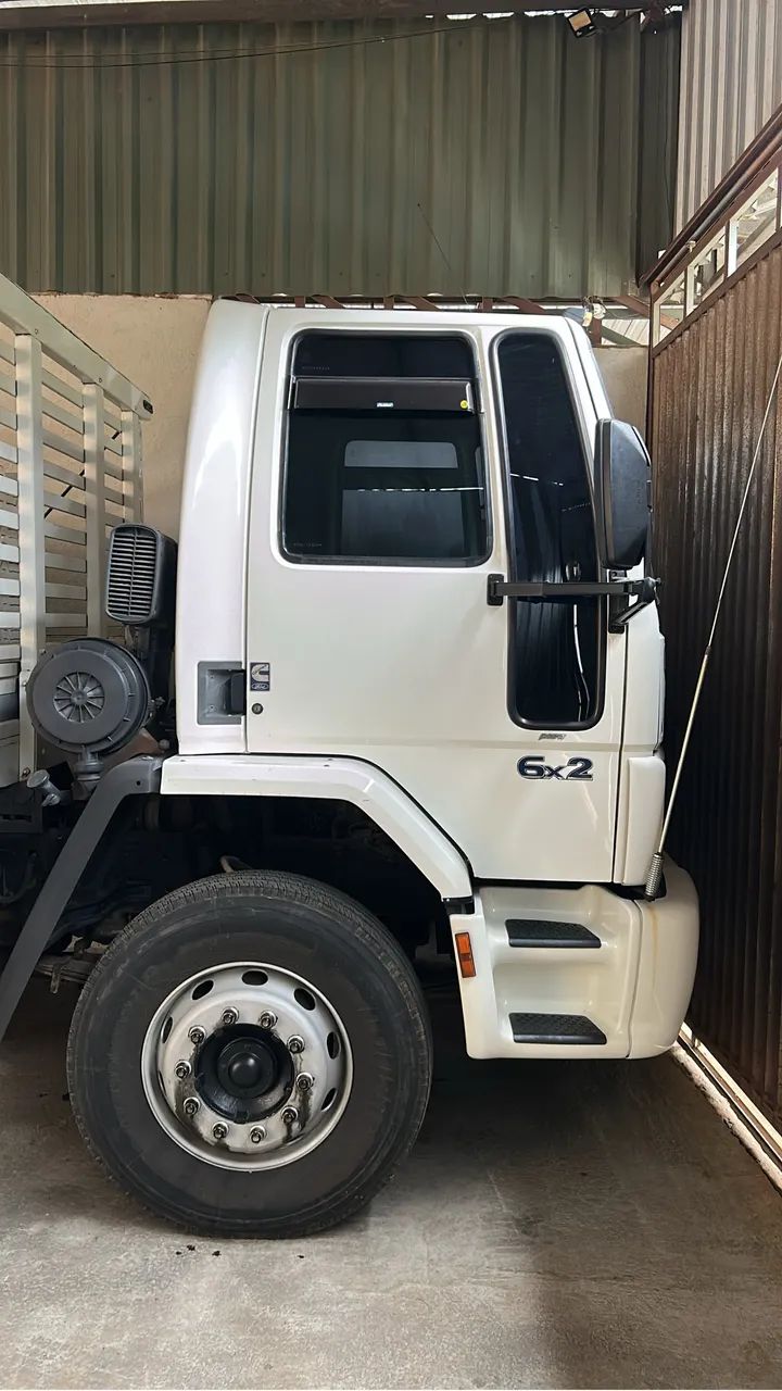 Ford Cargo 2422E - Foto 2