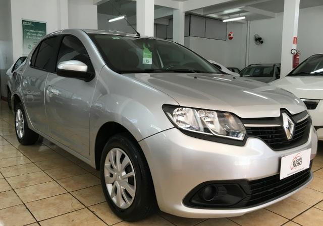 Renault Logan - Foto 2