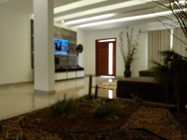 Samuel Pereira oferece: Mansão Moderna Vicente Pires 3 Piscinas 5 Suites Churrasqueira - Foto 7