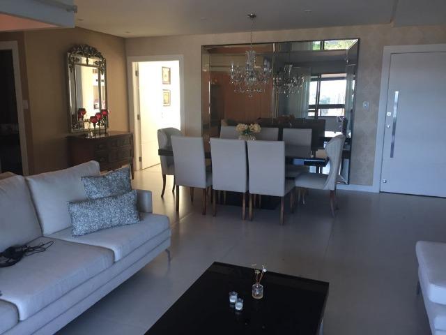 Excelente apartamento alto padrão,amplo com 4 suítes,3 vagas de garagem . Financia - Foto 3