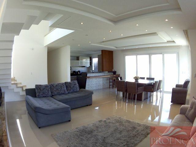 Linda Casa de 4 dormitórios com Vista Mar!!!