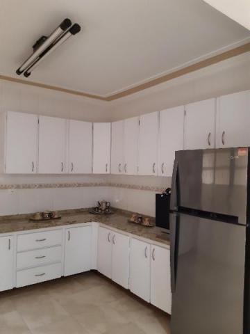 Casa com três suítes, em terreno enorme. - Foto 6